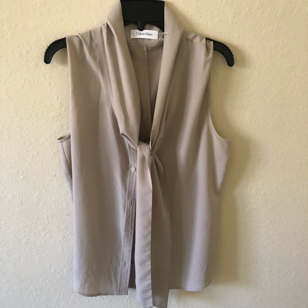 Calvin Klein sleeveless button up blouse